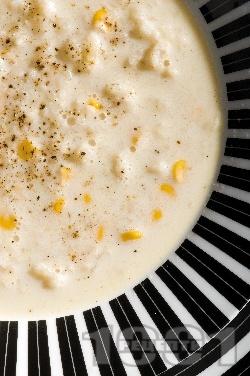 Крем супа от целина и царевица - снимка на рецептата